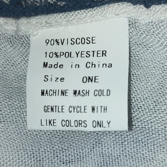 Blue and White Kimono/Beach coverup - Picture 5 of 5